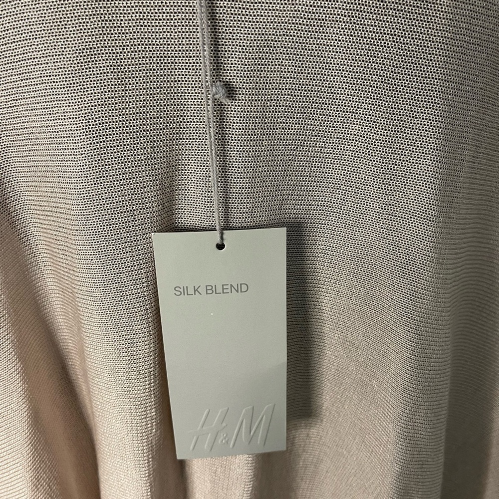 H&M l Silk Blend Open Front Cardigan l Size M/L l NWT l Poshmark - Picture 5 of 10